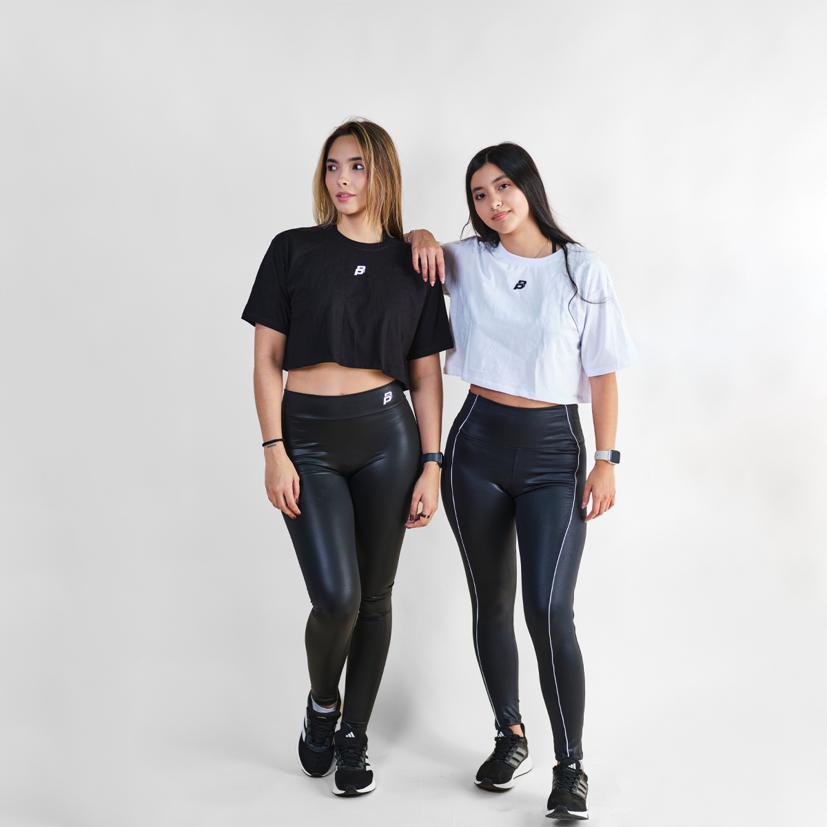 Haze - Camiseta Básica Negro